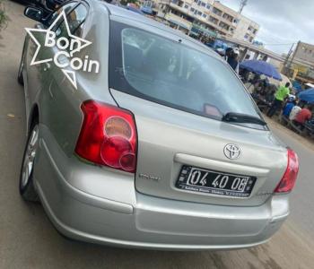 Toyota Avensis 2005