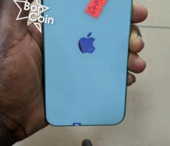 iPhone 11 64Go Bleu ciel 