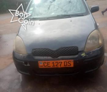 TOYOTA YARIS 2002