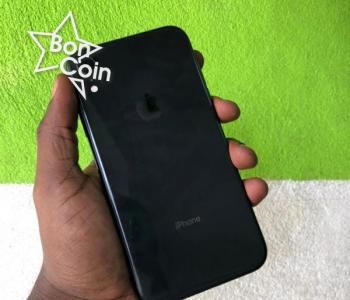 iPhone XR 64Go Noir 