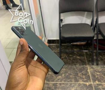 iPhone 11 Pro Max 64Go