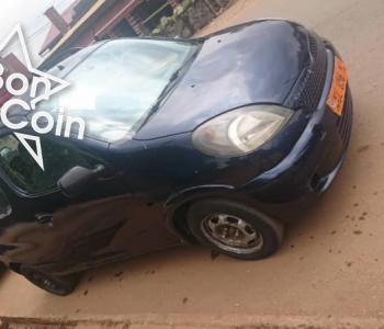 TOYOTA YARIS VERSO 2002