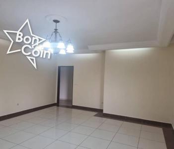APPARTEMENT MODERNE 3 CHAMBRES À LOUER A YAOUNDE, BASTOS. 