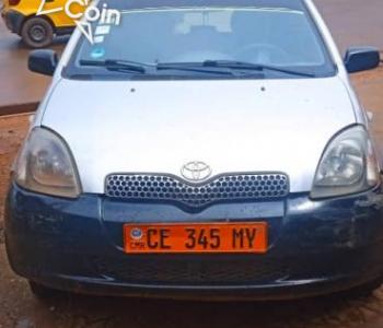 TOYOTA YARIS 2002