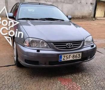 TOYOTA AVENSIS 2002
