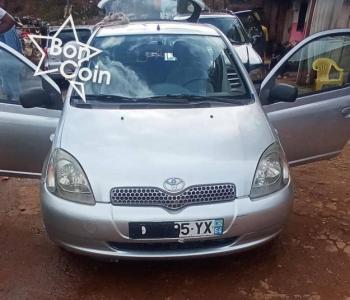 TOYOTA YARIS 2002