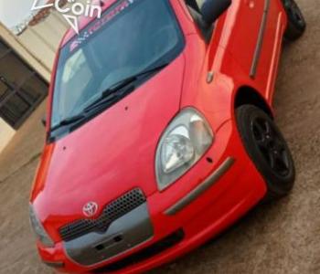 TOYOTA YARIS 2002