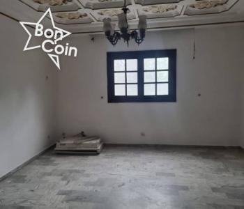 Duplex à louer à Yaoundé, Bastos 