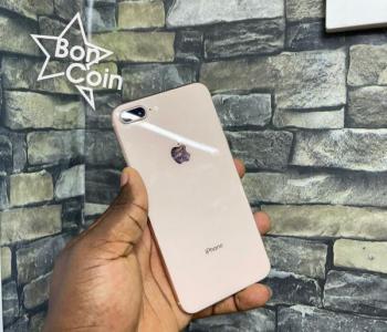 iPhone 8+ 64Go Gold  