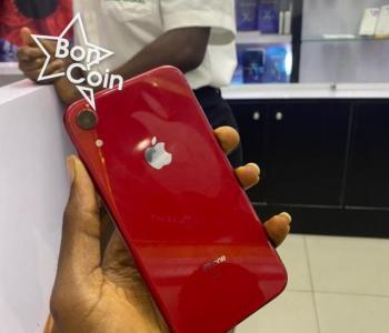 iPhone XR 64Go