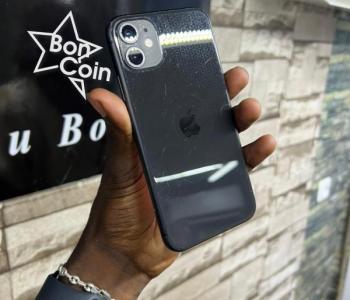 iPhone 11 64Go 