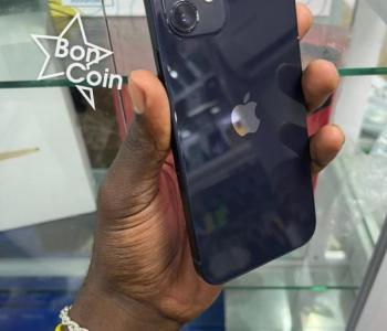 iPhone 12 64Go