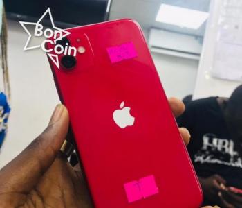 iPhone 11 64Go rouge