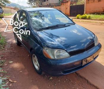 Toyota Platz 2002