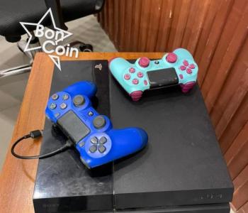 PS4 1 Tera avec 2 jeux