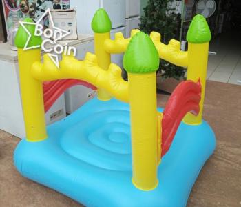 Trampoline pour air de jeux