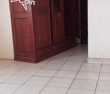 Duplex à vendre à Ngoussou, yaoundé