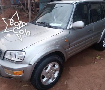 Toyota RAV4 année 99