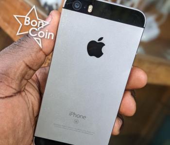 iPhone SE-128Go