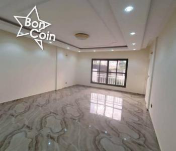 Appartement haut standing à louer à Bastos, Yaoundé