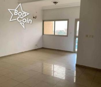 Appartement haut standing à Titi garage, Yaoundé