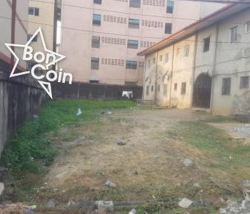 CITE A VENDRE A NDOGBONG, DOUALA