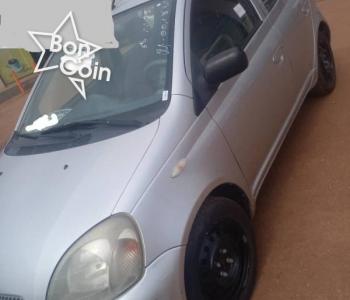 TOYOTA YARIS 2002