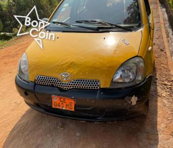 TOYOTA YARIS TAXI 2002