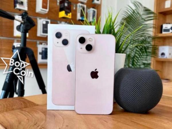 iPhone 13 Mini 256Go scellé 