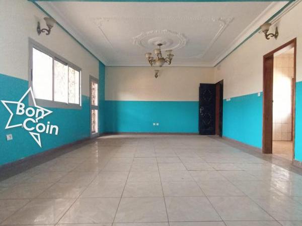 Appartement moderne 3 chambres à louer à Ngousso, Yaoundé