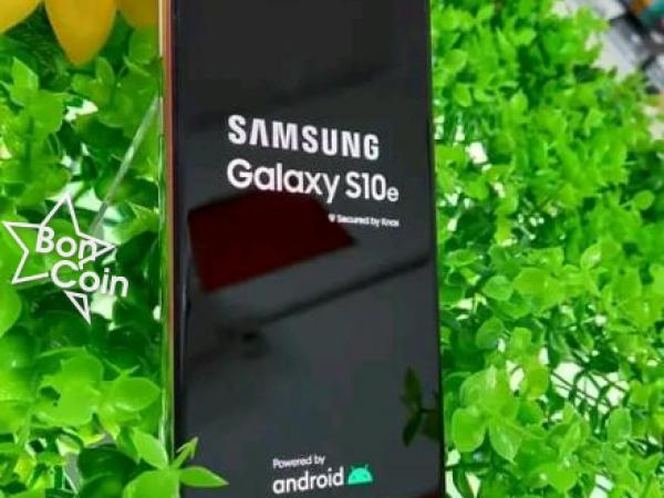 SAMSUNG GALAXY S10E - 128Go/6Go