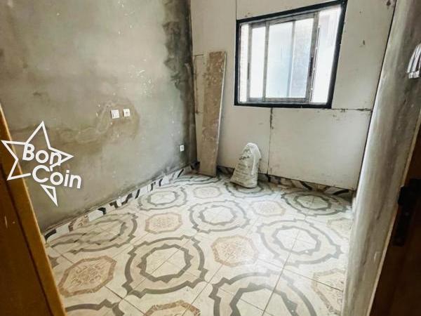 Appartements 3 chambres à louer à Bonamoussadi, Douala