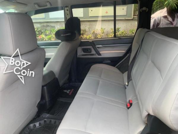 Mitsubishi Pajero 2010