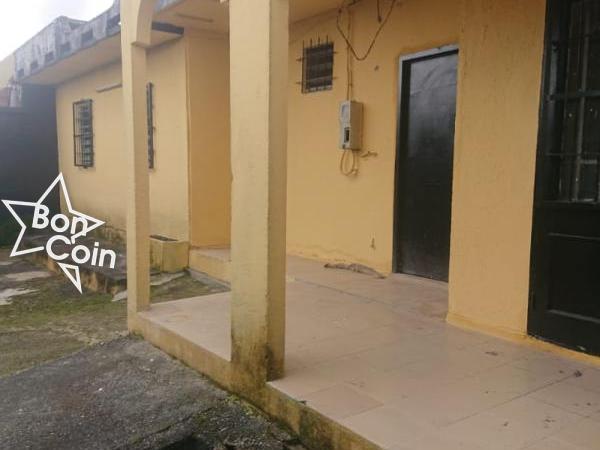 Villa des camps sIc à louer à Kotto, Douala