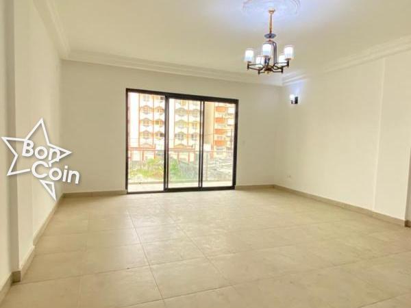 Appartement à louer à Bonapriso, Douala