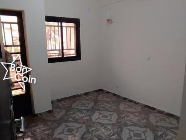 Appartement moderne à louer à Yaoundé, Nkolfoulou