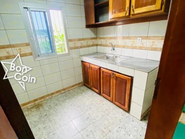 Appartement haut standing à louer à Douala, Logbessou 