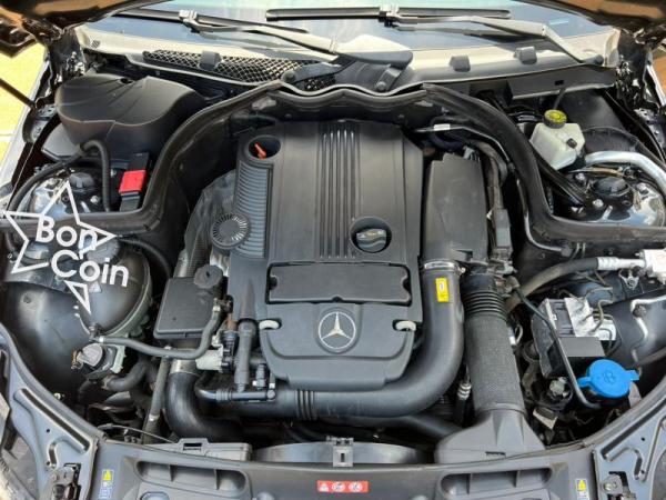Mercedes Benz C200 2012 