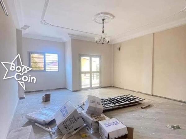 Appartement moderne à louer à Yaoundé, Essos