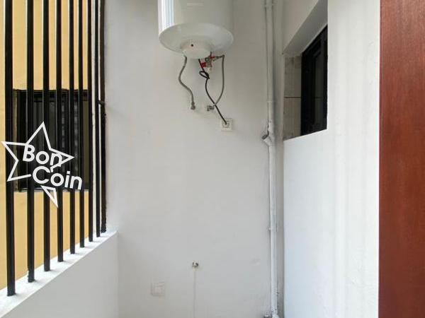 Appartement à louer à Bonapriso, Douala