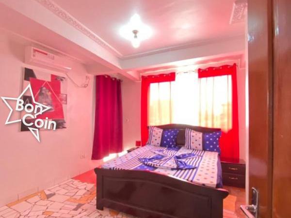 Appartement à louer à Logpom, Douala