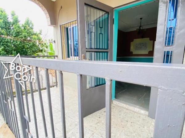 Appartement haut standing à louer à Douala, Logbessou 