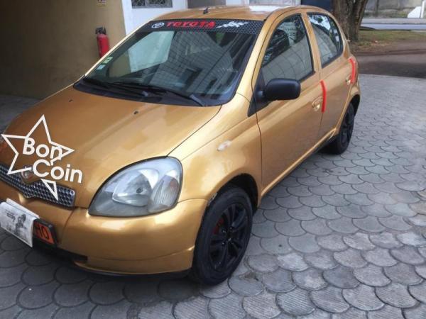 Toyota yaris 2003