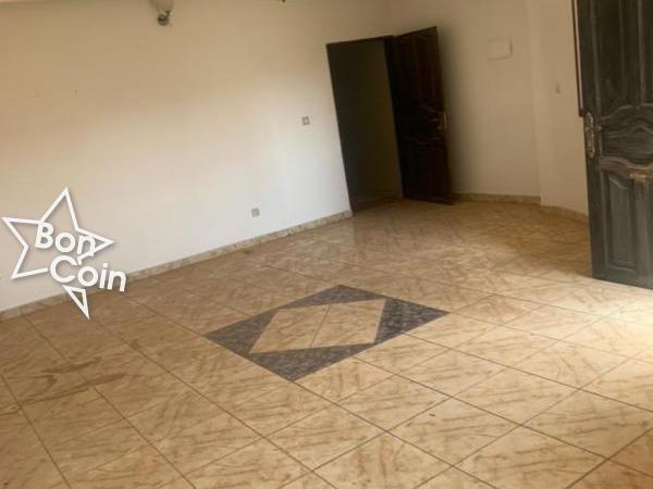 Appartement moderne à louer à Omnisports 