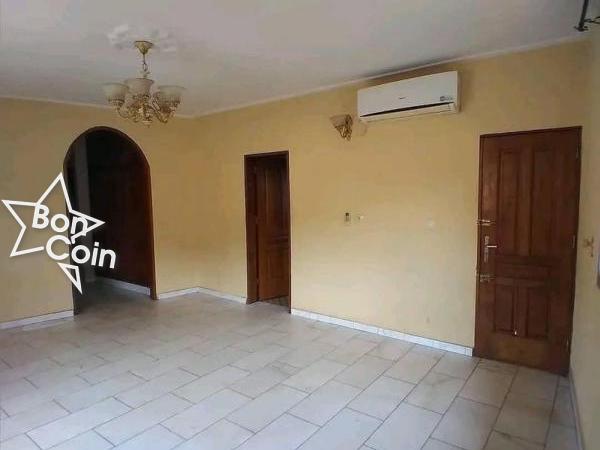 Appartement moderne à louer à Bastos, Yaoundé