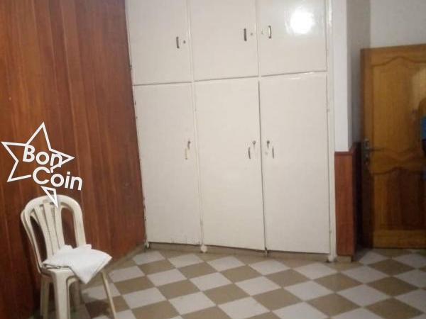 Appartement meublé à louer à Yaoundé, Bastos