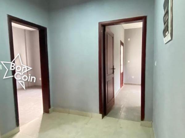 Appartement à louer à Bonapriso, Douala