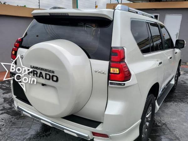 Toyota land cruiser Prado 2018