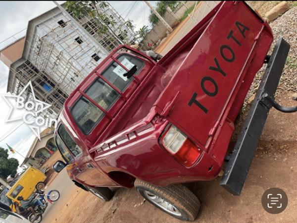 Toyota Pick-Up Hilux 2005 Rouge