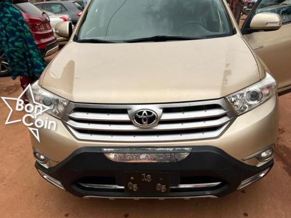 TOYOTA HIGHLANDER 2012  